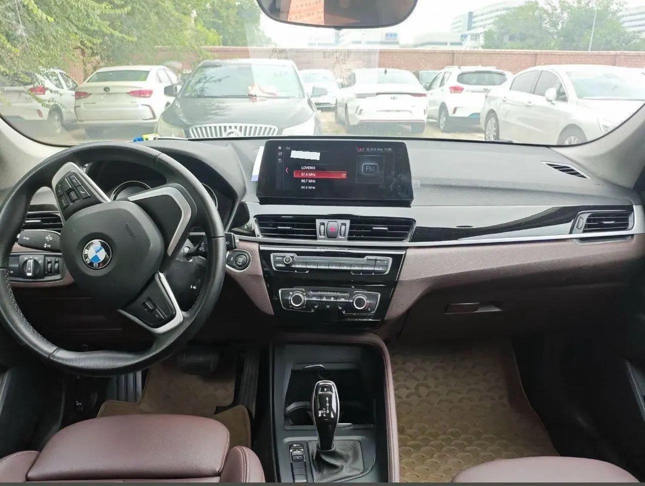 BMW X1 2021 sDrive20Li exclusive type 3
