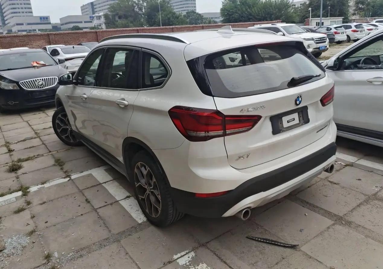 BMW X1 2021 sDrive20Li exclusive type 4