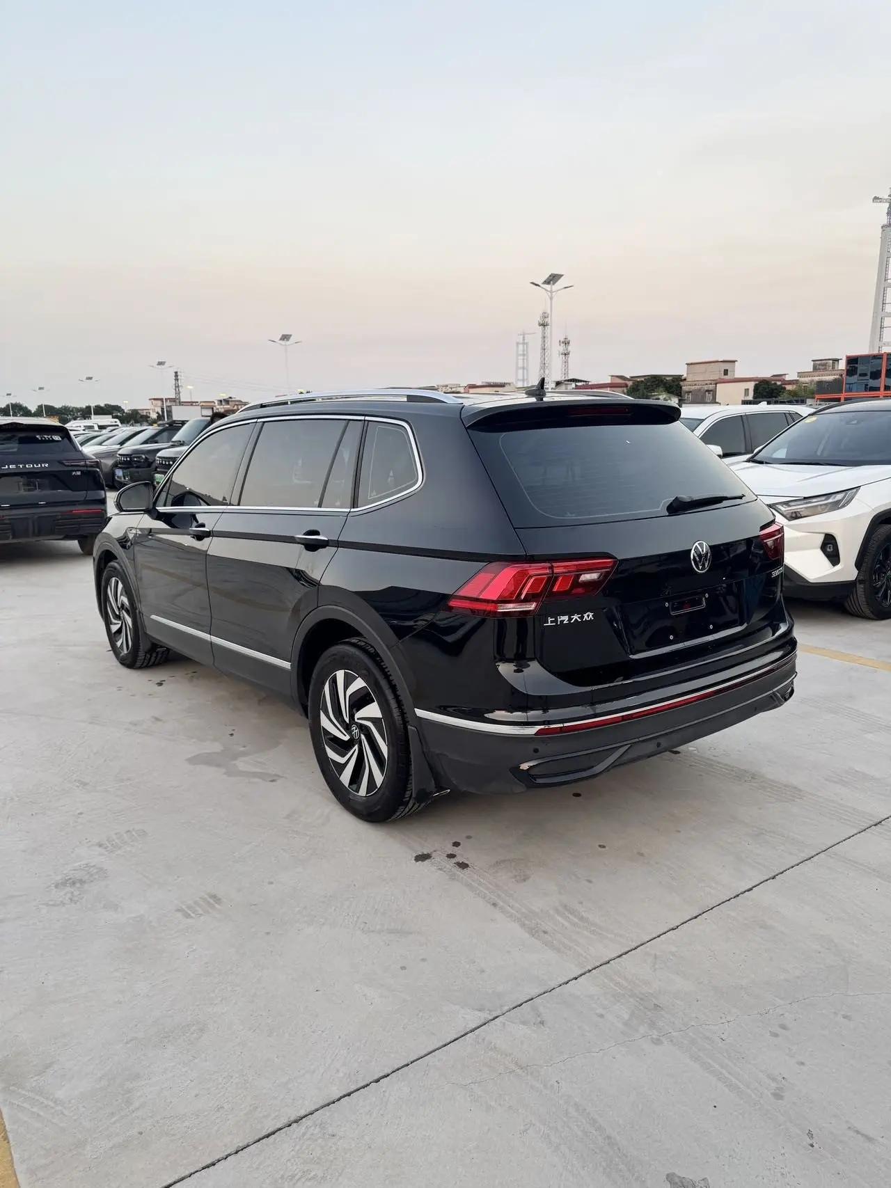 Volkswagen 2024 Tiguan L 1.5TSI 300TSI Two-Drive Longteng Edition Automatic Gear 8