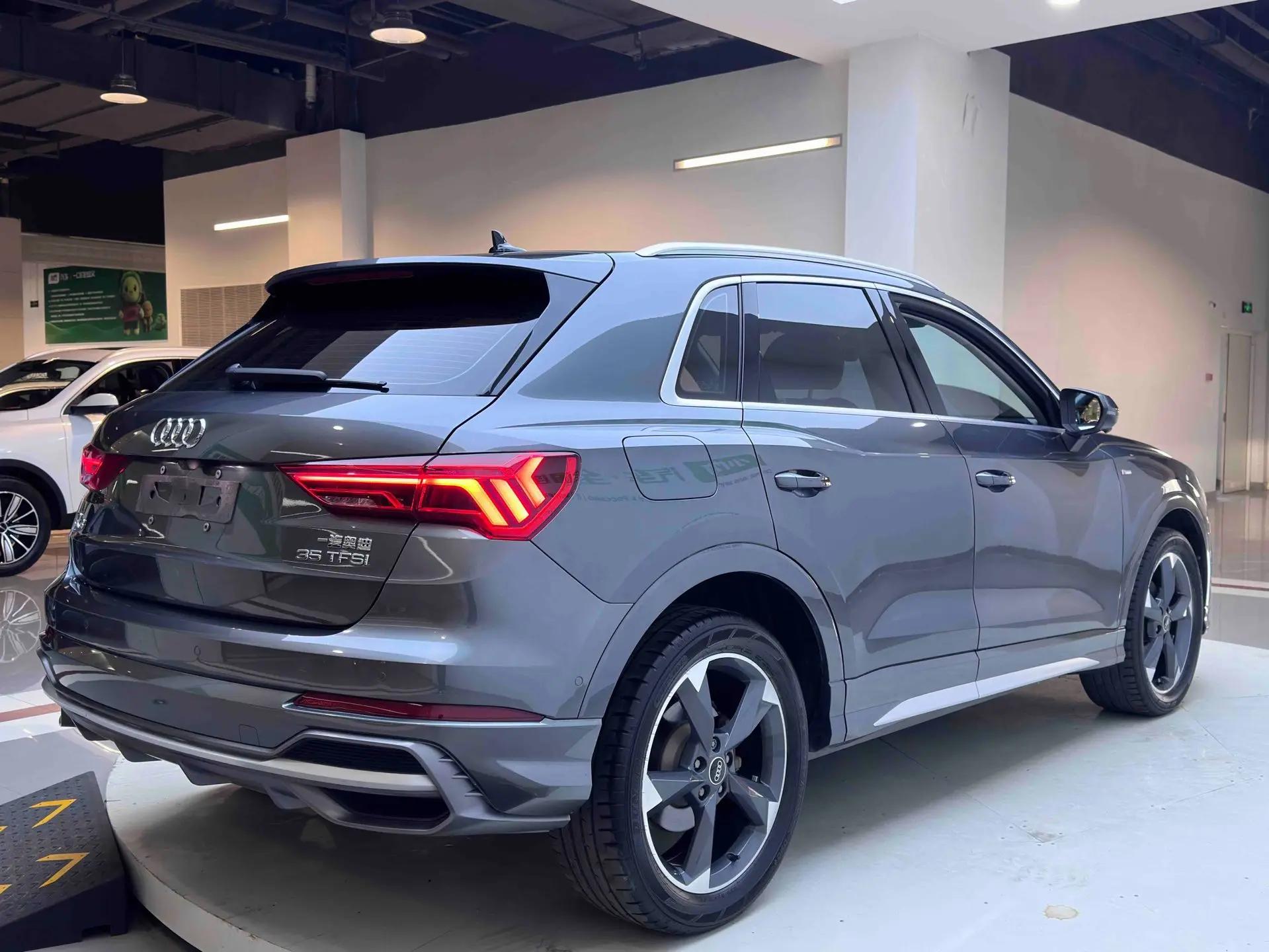Audi Q3 2022 35 TFSI Fashion Dynamic 2