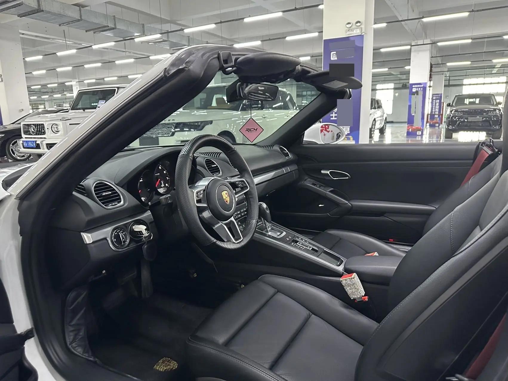 Porsche 718 2020 Boxster 2.0T 4