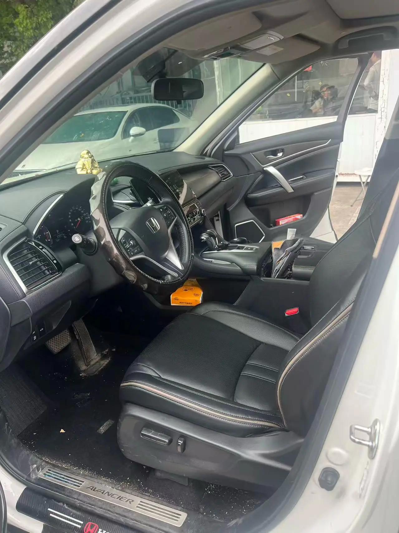Crown Road 2020 240TURBO Two-Drive Smart Edition 5