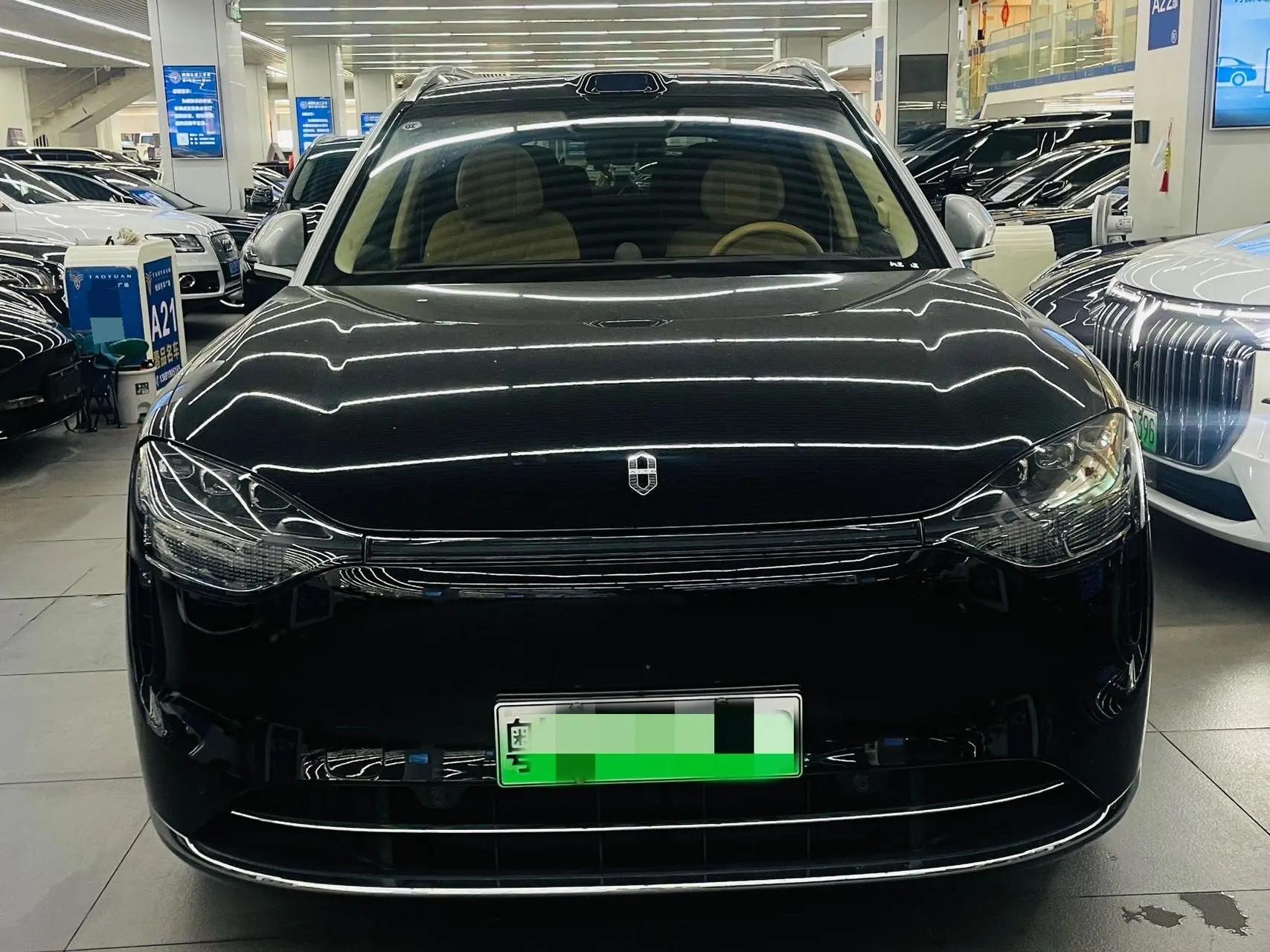 AITO 2025 Model AITO M9 Range-Extended Ultra Version 52kWh 6-Seater Automatic 2