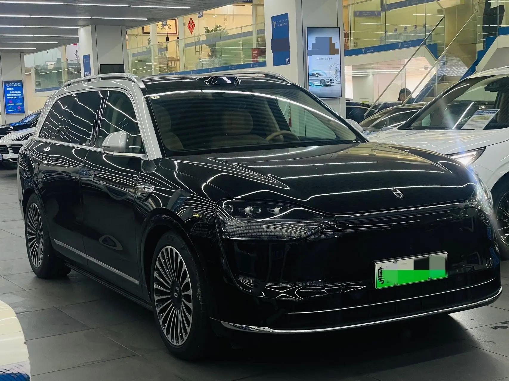 AITO 2025 Model AITO M9 Range-Extended Ultra Version 52kWh 6-Seater Automatic 3