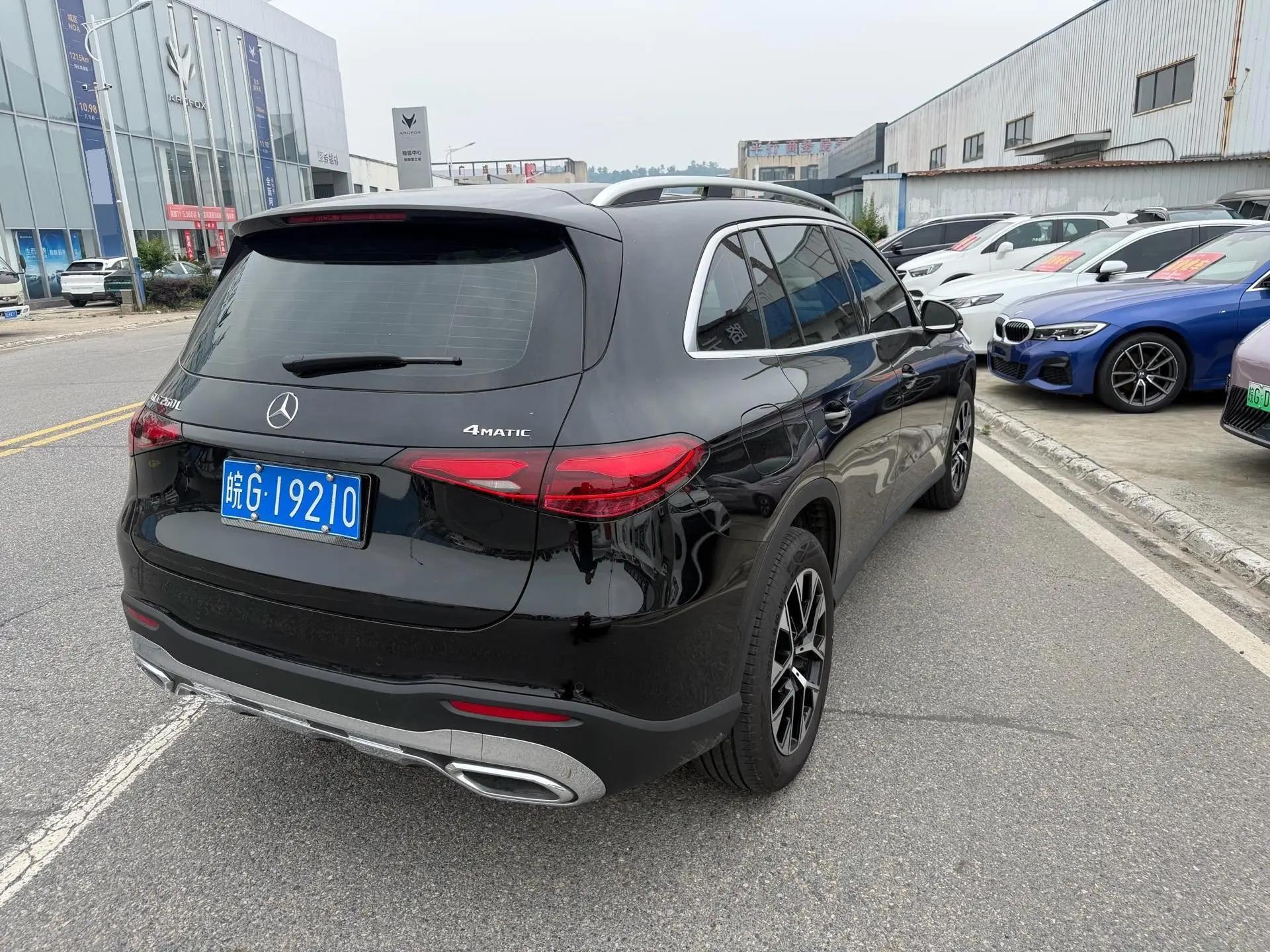 Mercedes Benz 2025 GLC 260 L 4MATIC 48V 2.0T Dynamic (Modified) Automatic Gear 6