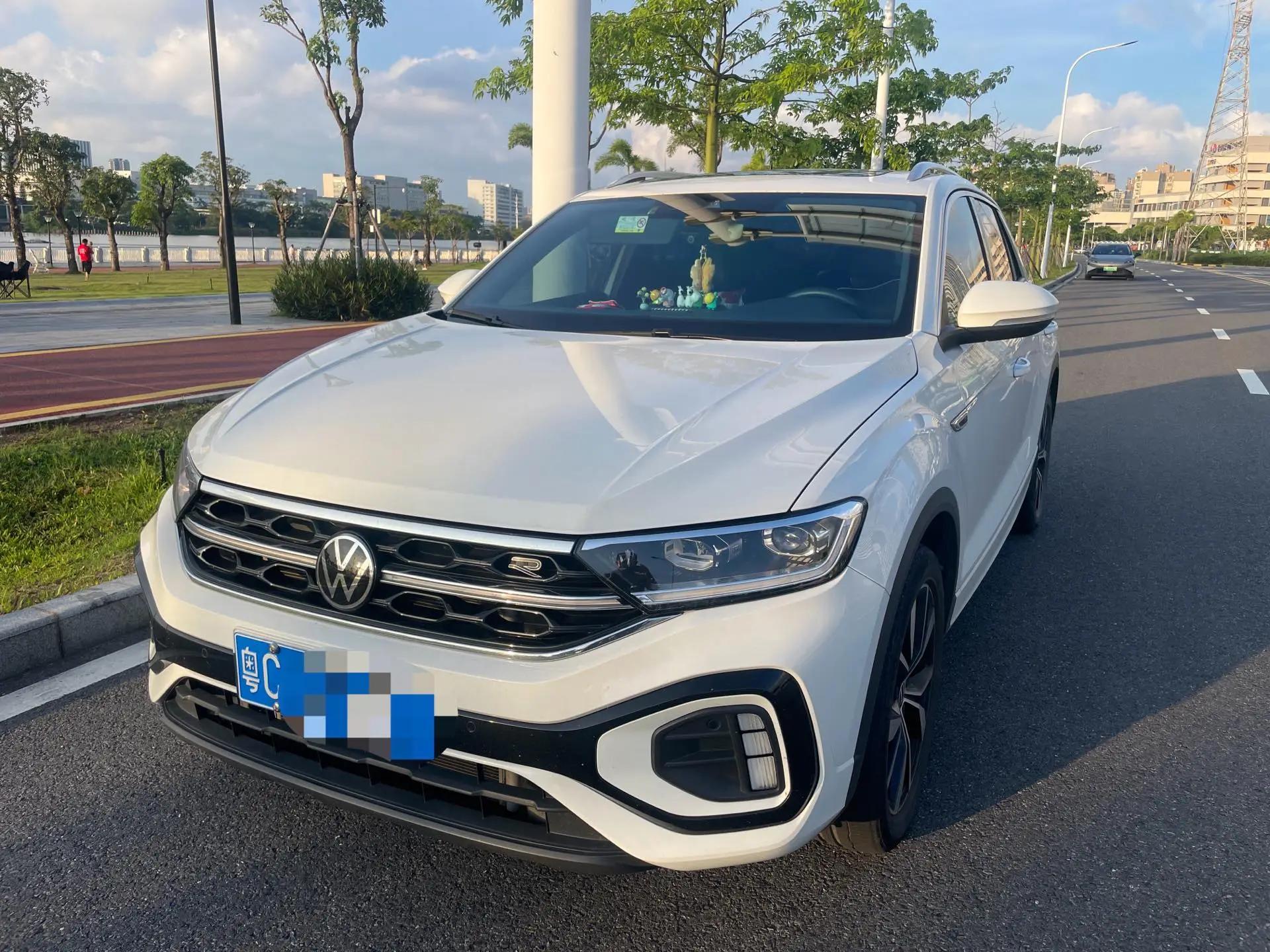 打开图片灯箱:Volkswagen 2023 T-ROC 1.5TSI 300TSI Front-Wheel Drive Chenguang Edition Automatic