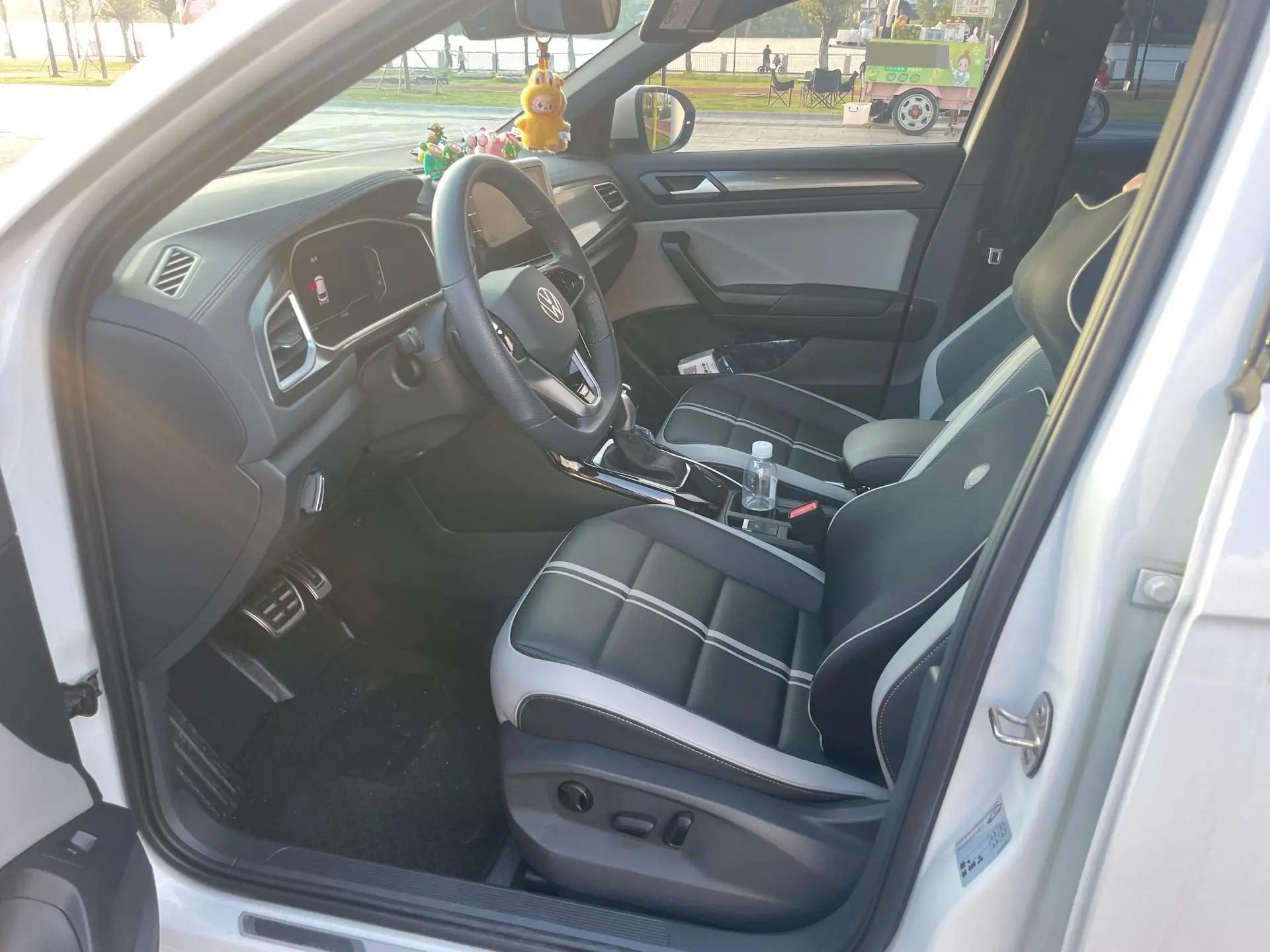 Volkswagen 2023 T-ROC 1.5TSI 300TSI Front-Wheel Drive Chenguang Edition Automatic 8