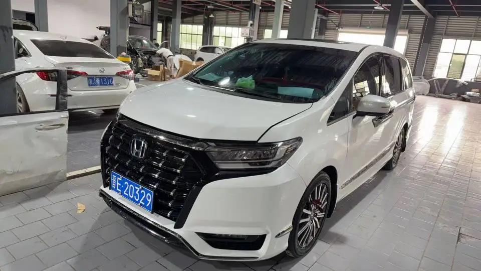Elyson 2022 2.0L e:HEV Deluxe Edition