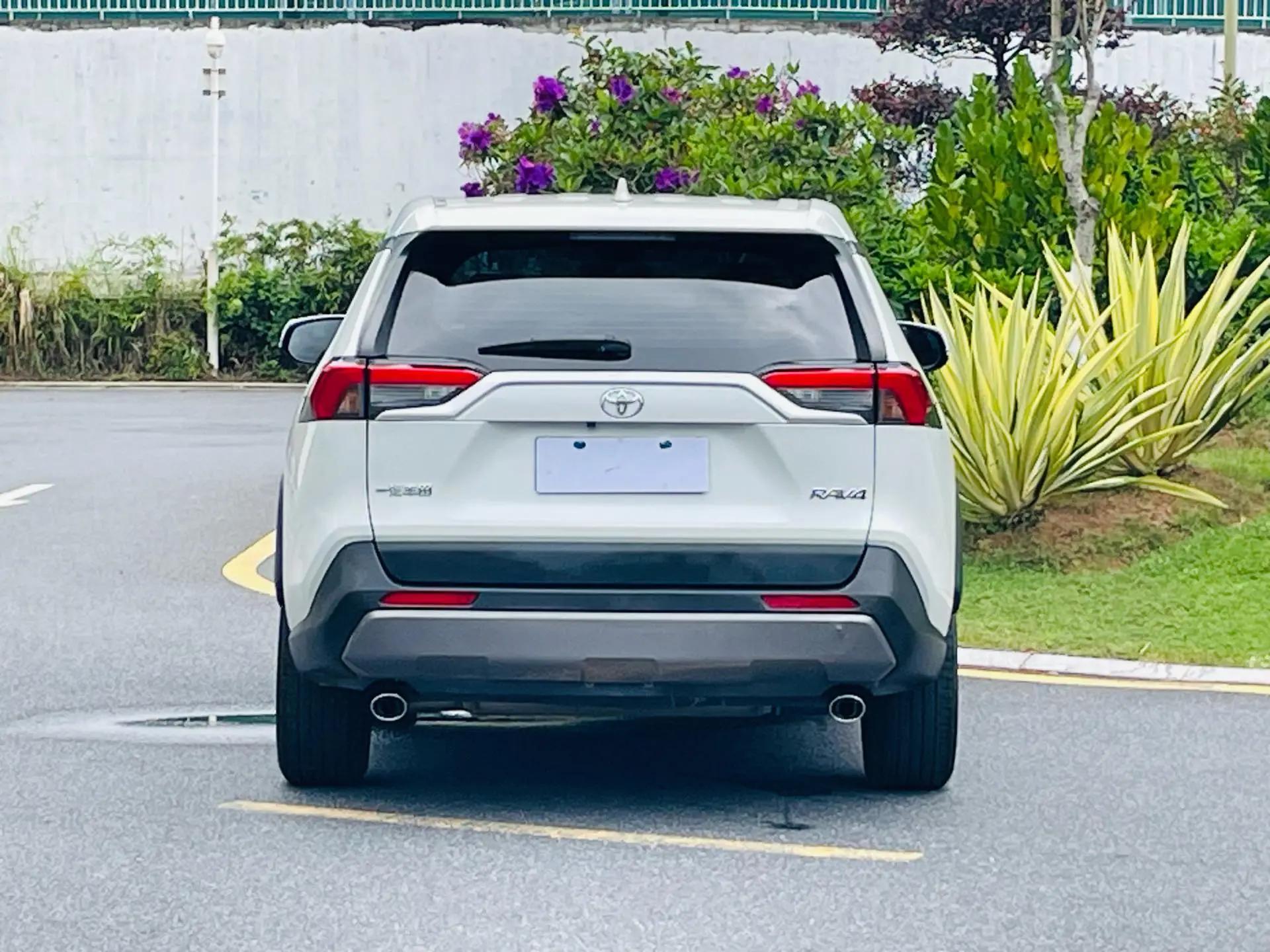 RAV4 Rongfeng 2022 2.0L CVT Two-Drive Fashion Edition 5