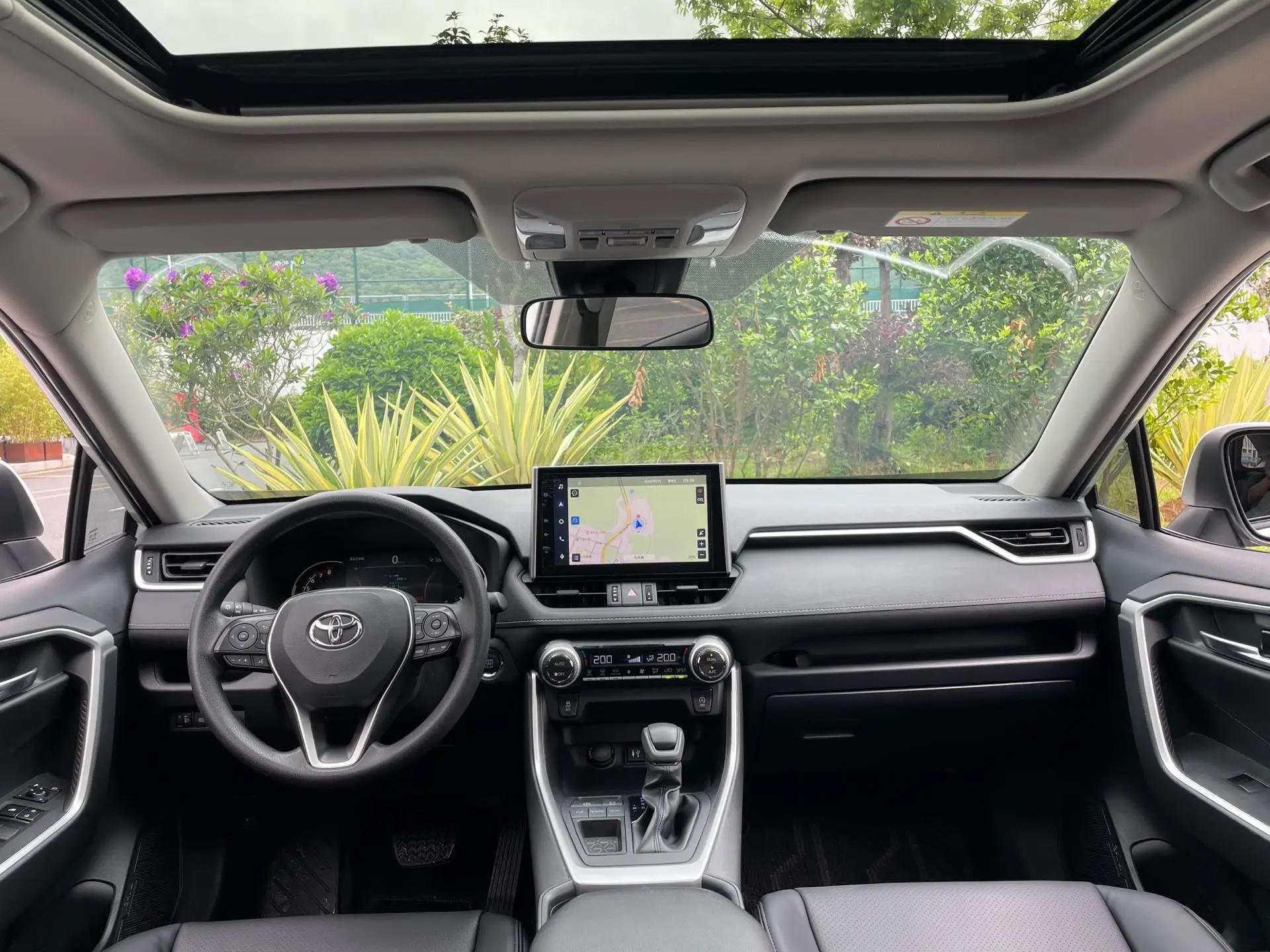 RAV4 Rongfeng 2022 2.0L CVT Two-Drive Fashion Edition 9