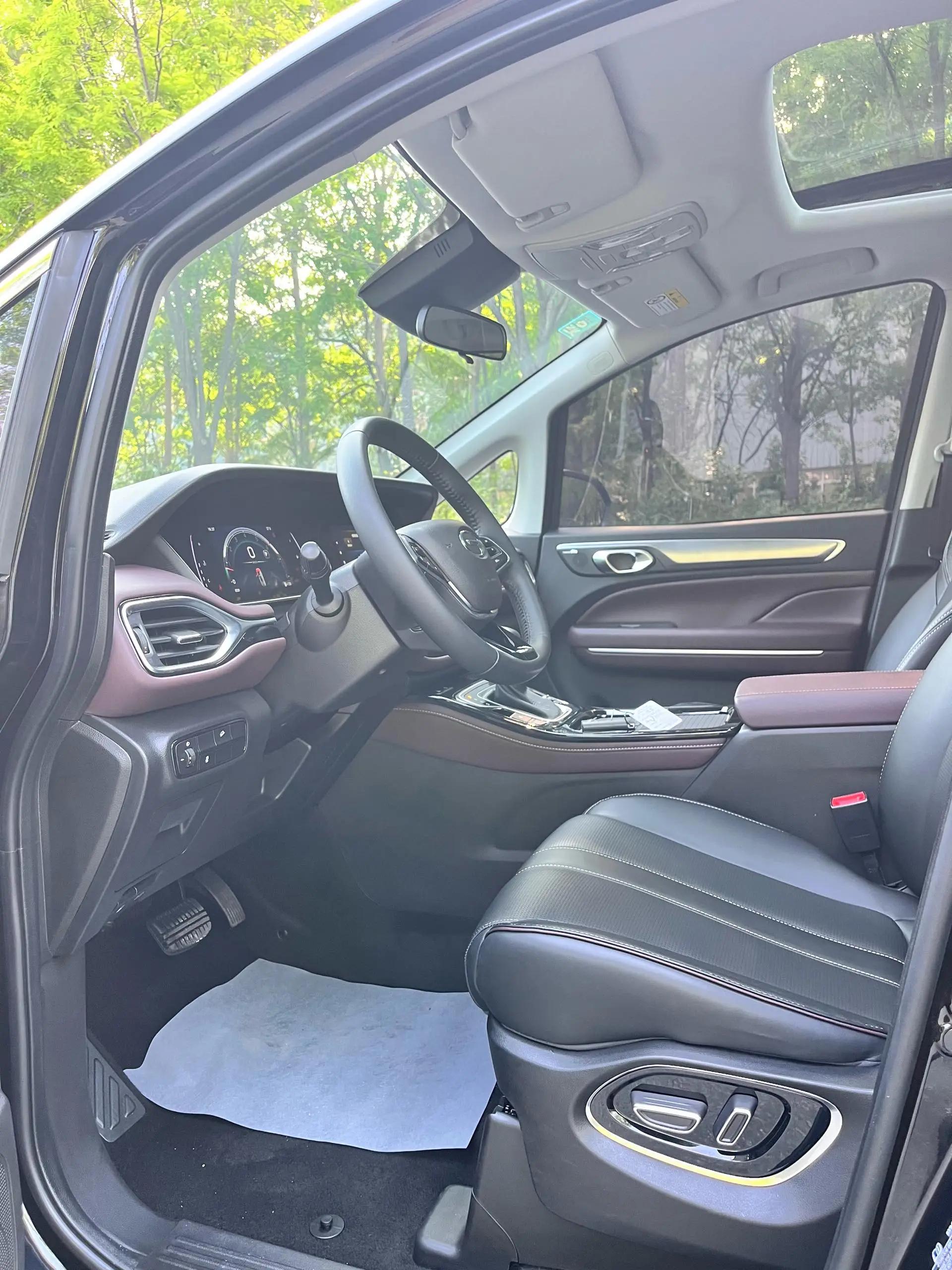 GAC Trumpchi 2023 M6 PRO 1.5T 270T Luxury Edition, Automatic Transmission 4