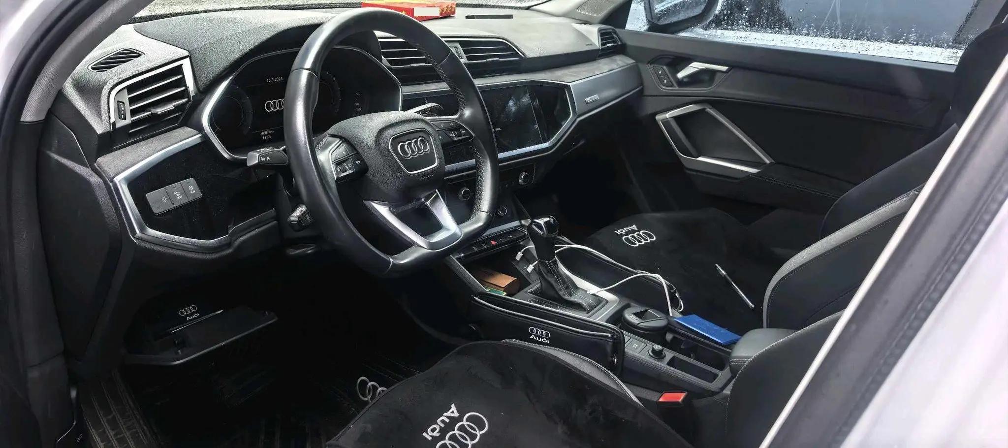 Audi Q3 2022 35 TFSI Fashion Dynamic 3