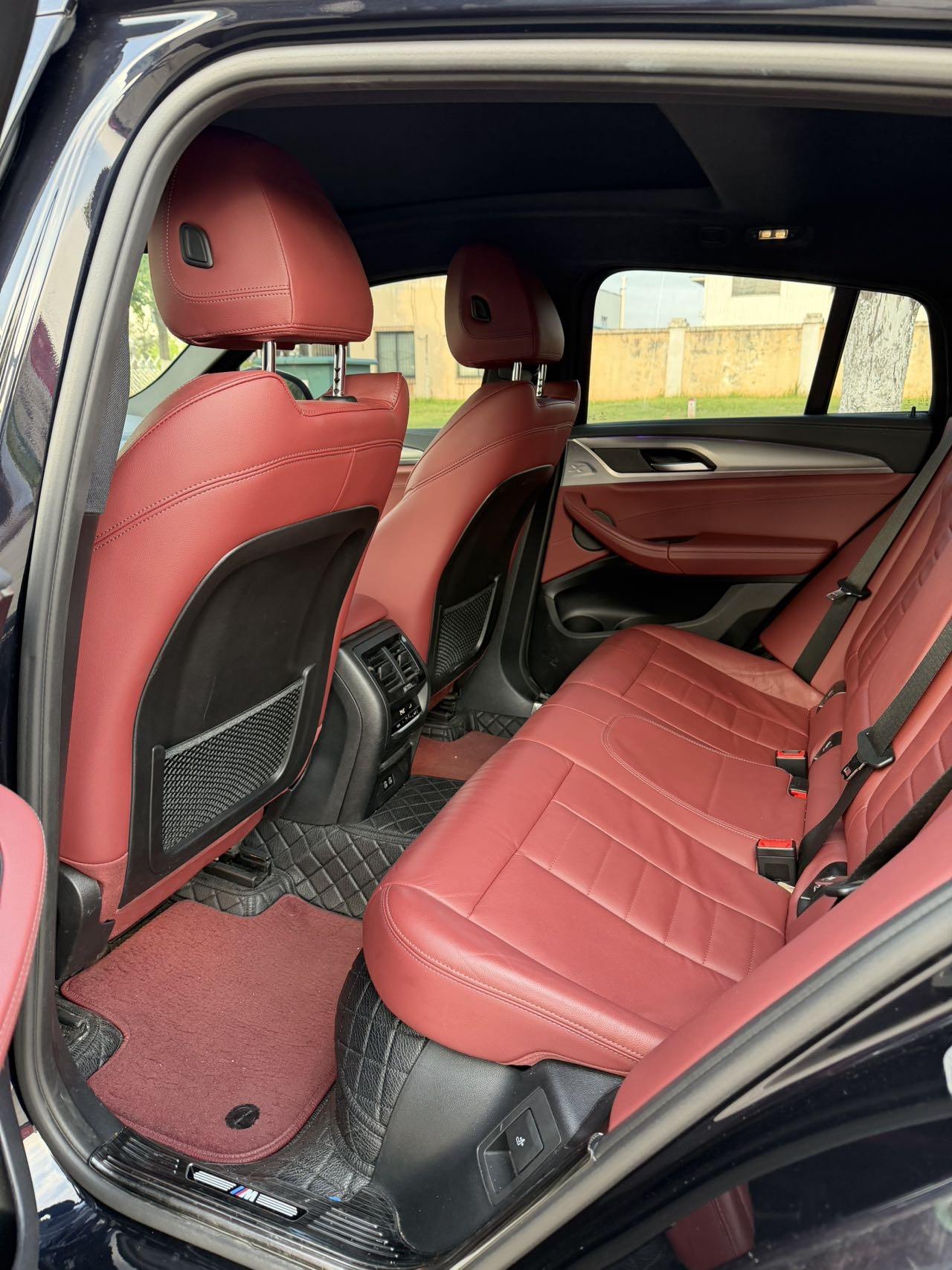 BMW X4 2021 xDrive 25i M sports obsidian night suit 8