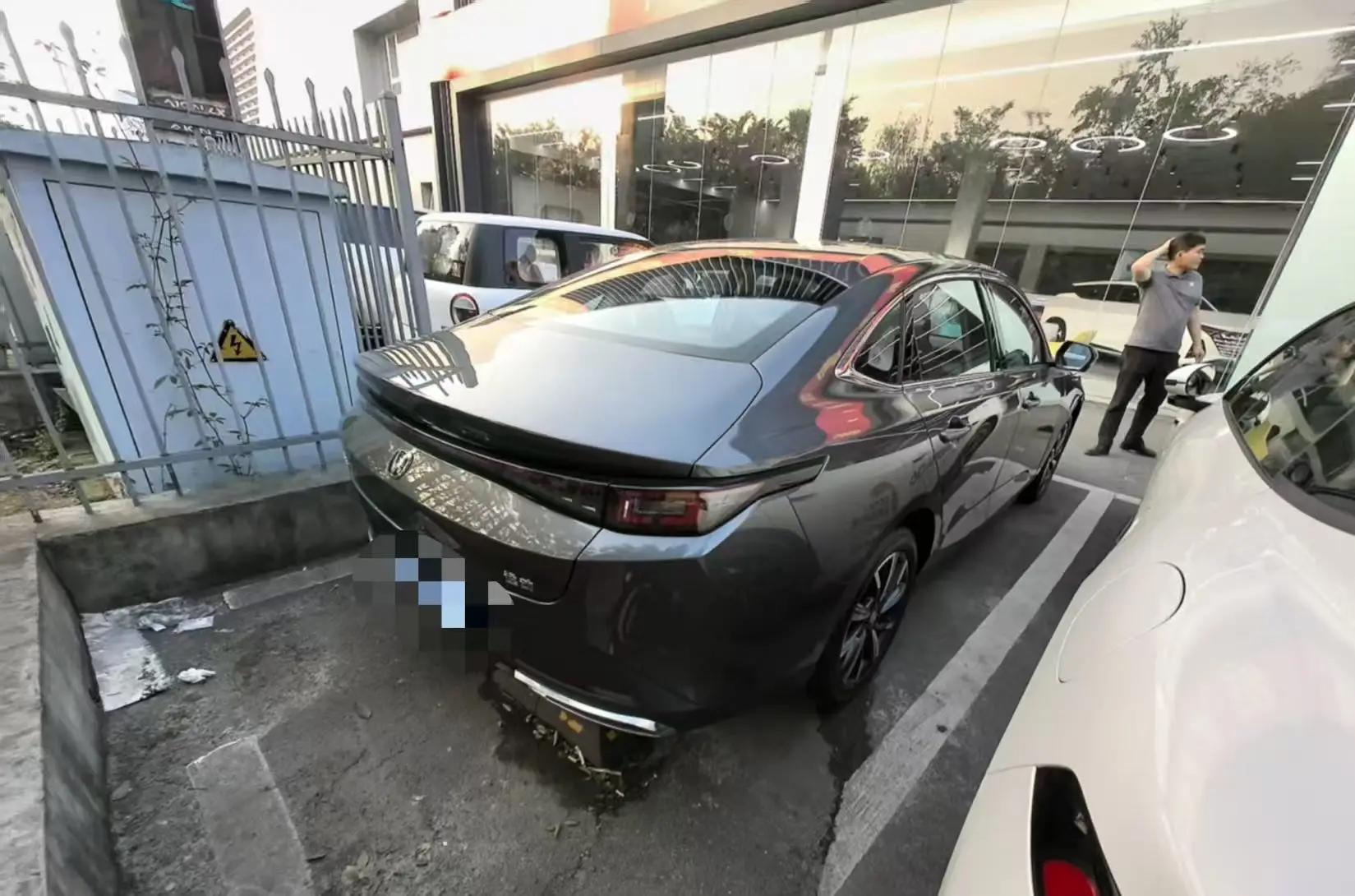 ChangAn 2025 Eado 1.5T Blue Whale 500Bar Prestige Automatic 5