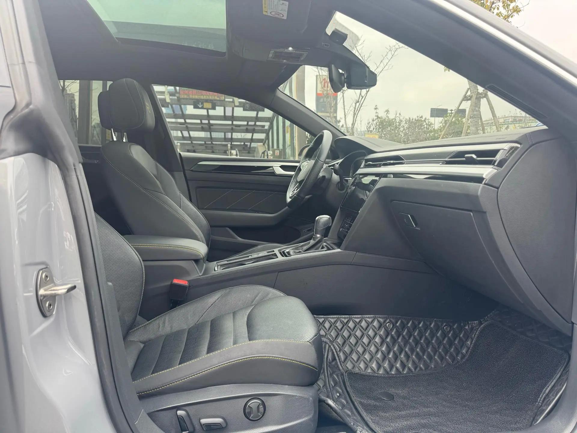 FAW-Volkswagen CC 2021 model 380TSI Striking Edition 10