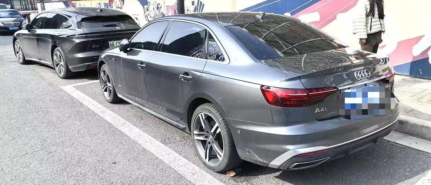Audi A4L 2020 40 TFSI quattro Deluxe Dynamic 3