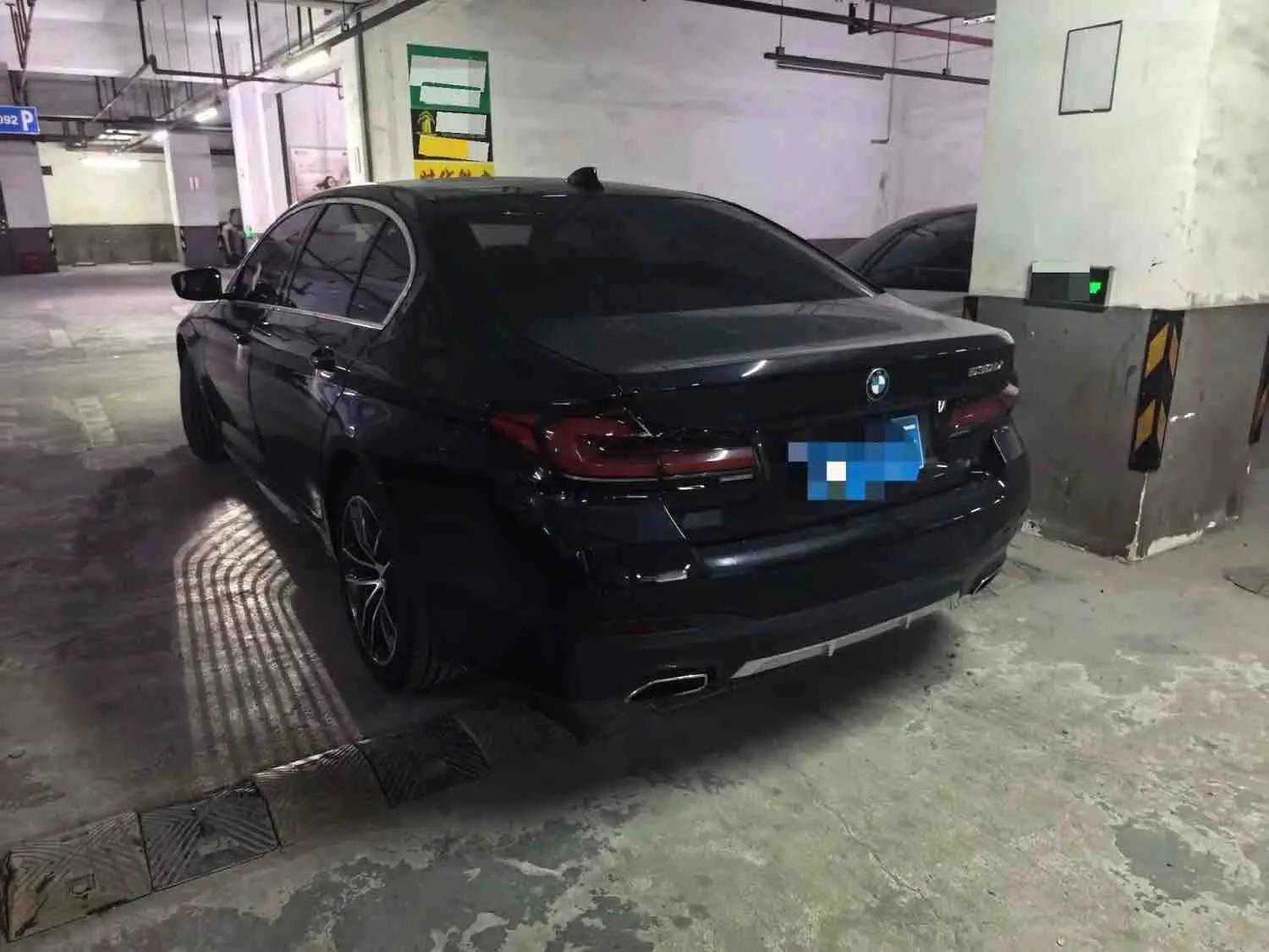 BMW 5 Series 2021 model 525Li M Sport Package 3