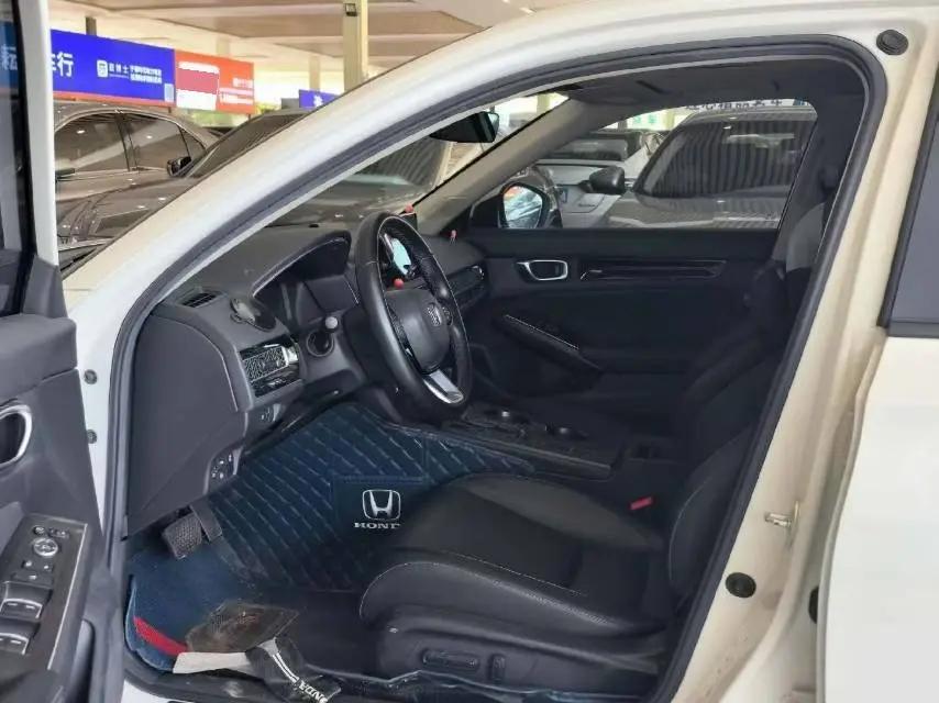 Civic 2022 240TURBO CVT Control Edition 2