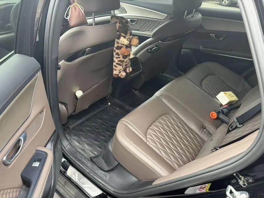 BYD 2023 Han DM-i 1.5T CVT Champion Edition 121KM Prestige Automatic 4