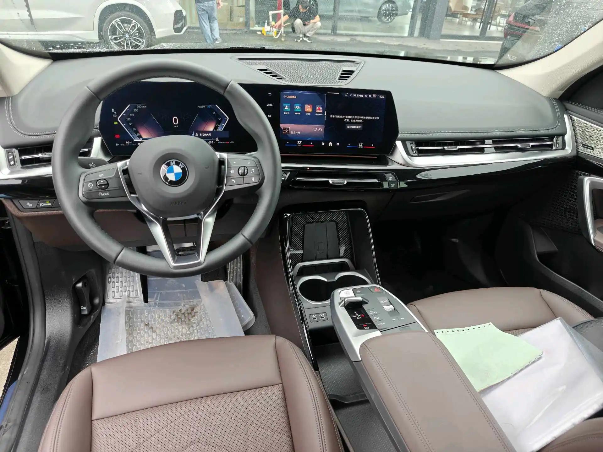 BMW 2024 X1 sDrive25Li 2.0T X Design Package, Automatic Transmission 3