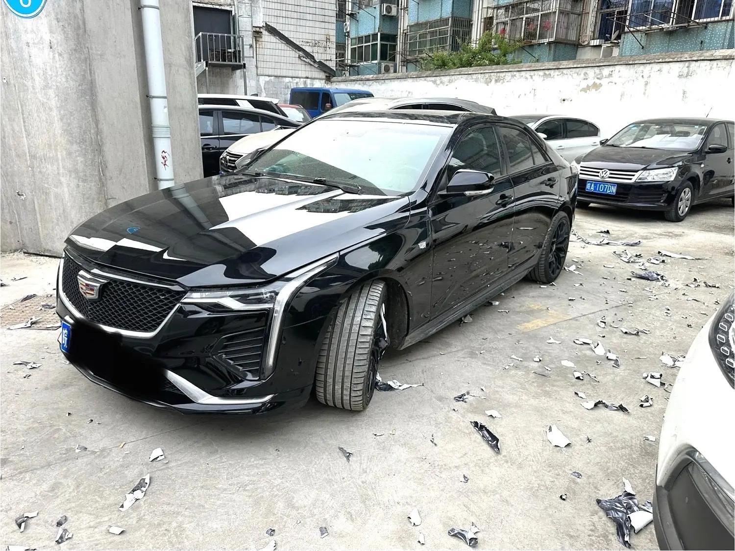 Cadillac CT4 2021 28T fashion model