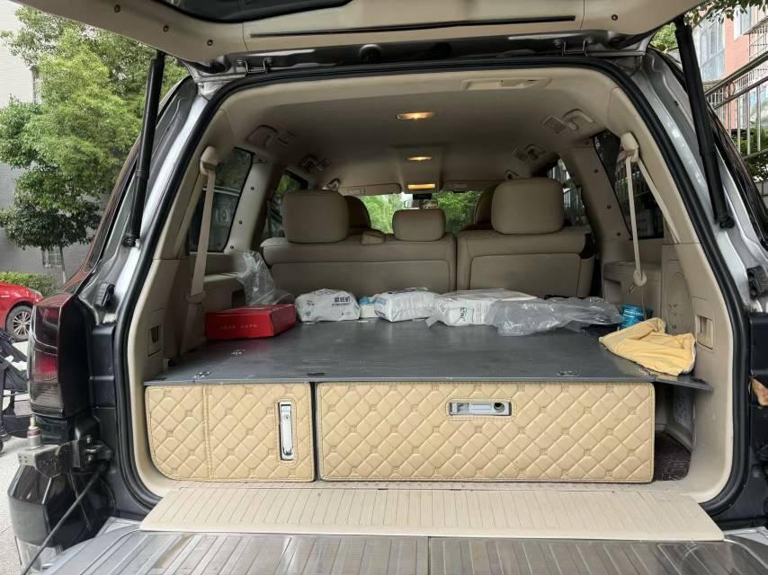 Toyota Land Cruiser (Imported) 2015 Land Cruiser 4.5T V8 Automatic Gear 5