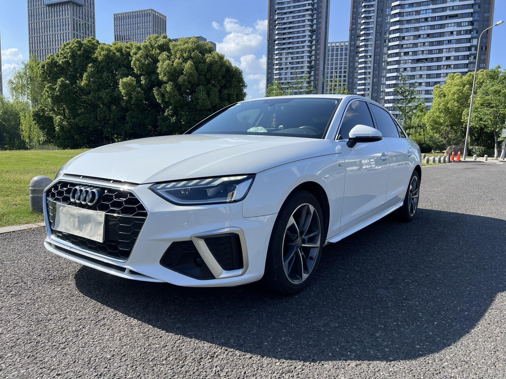 Audi A4L 2020 40 TFSI Deluxe Dynamic