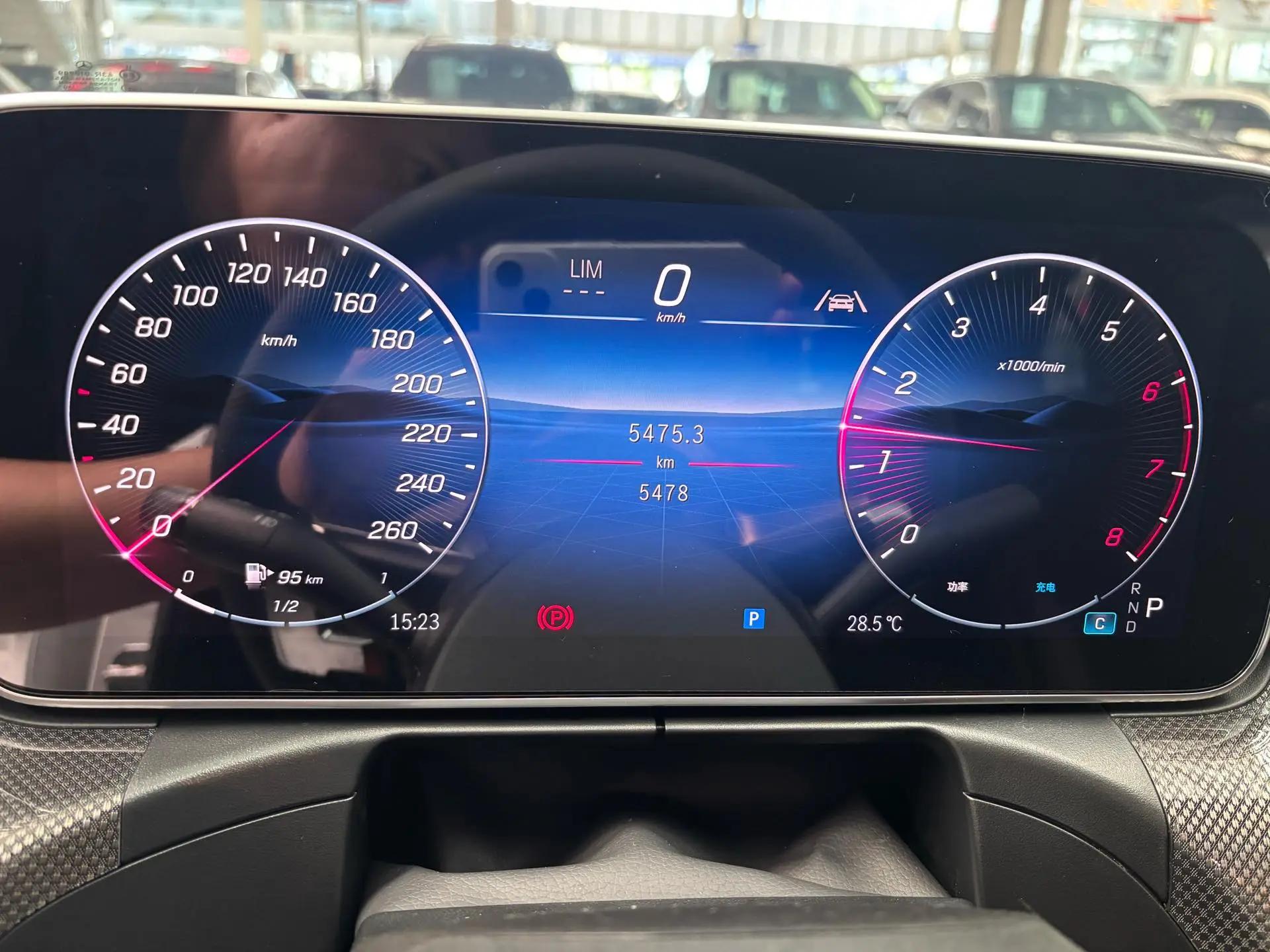 Mercedes Benz C- Class 2024 C 260 L 48V 1.5T (facelift) automatic 11