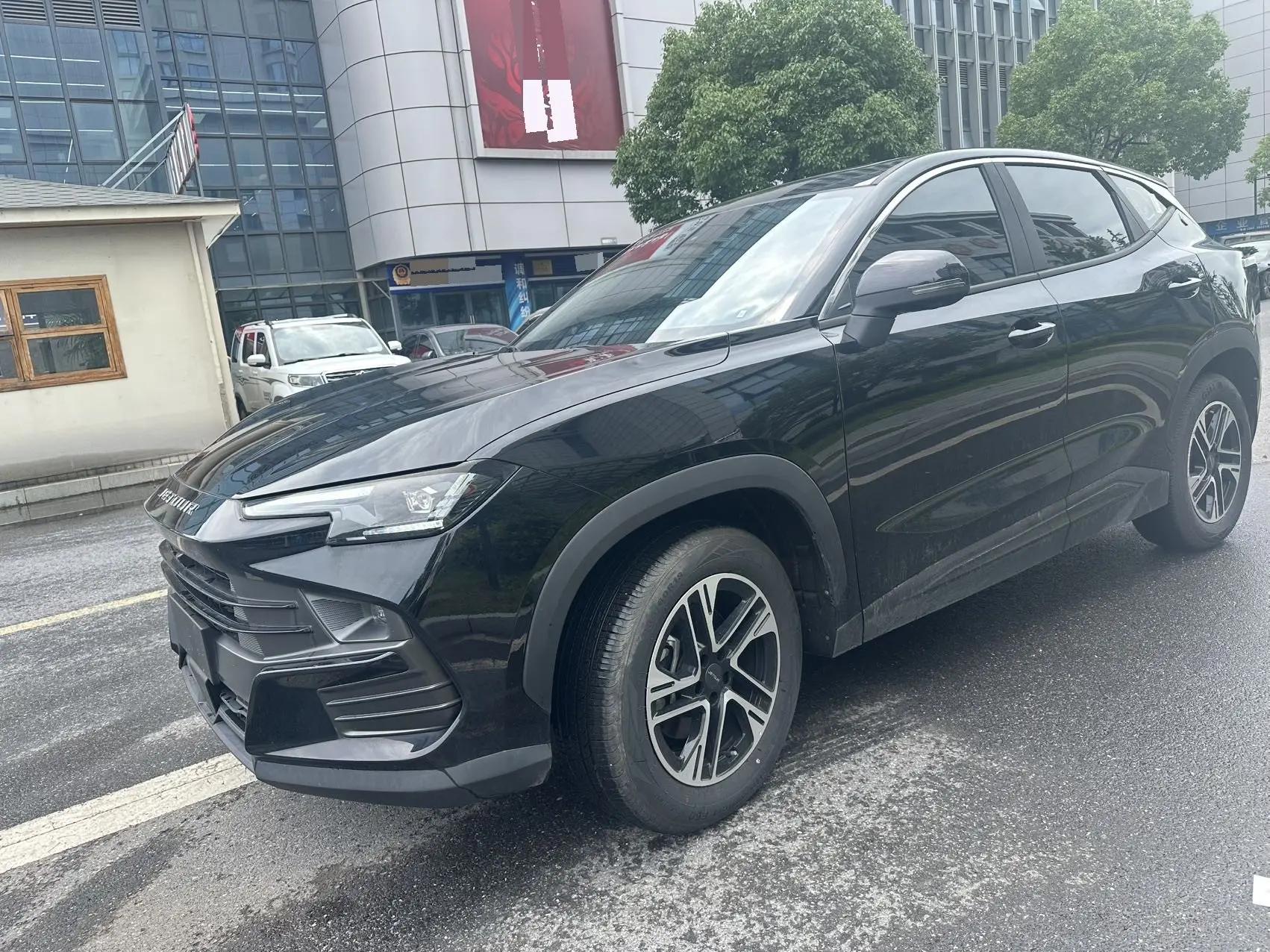 Jetour 2025 Dasheng 1.5T Deluxe Edition Automatic Gear