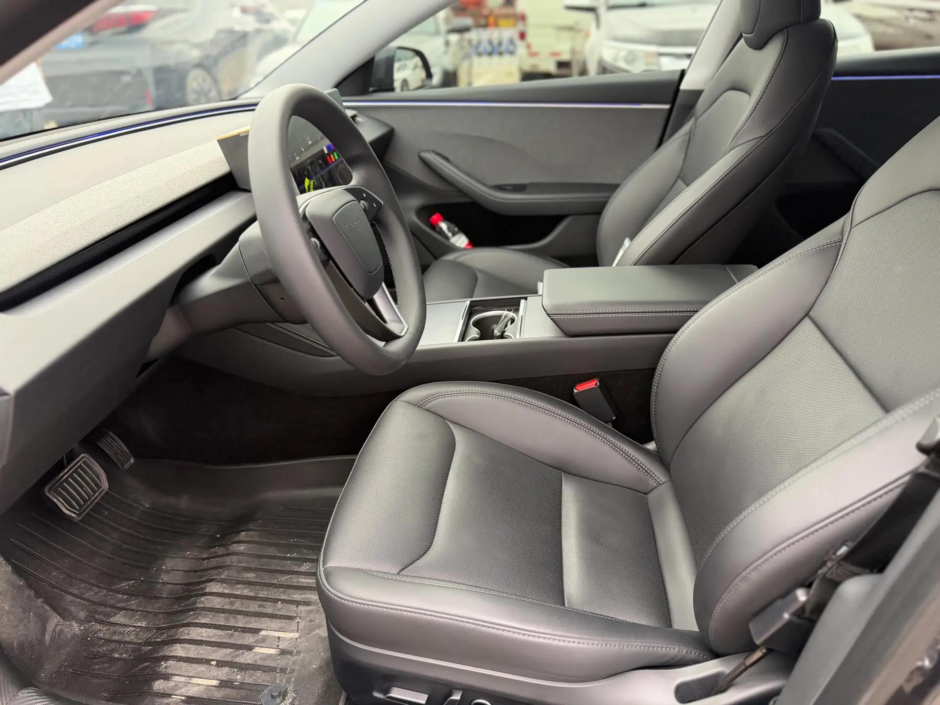 Model 3 2023 rear-wheel drive version 7