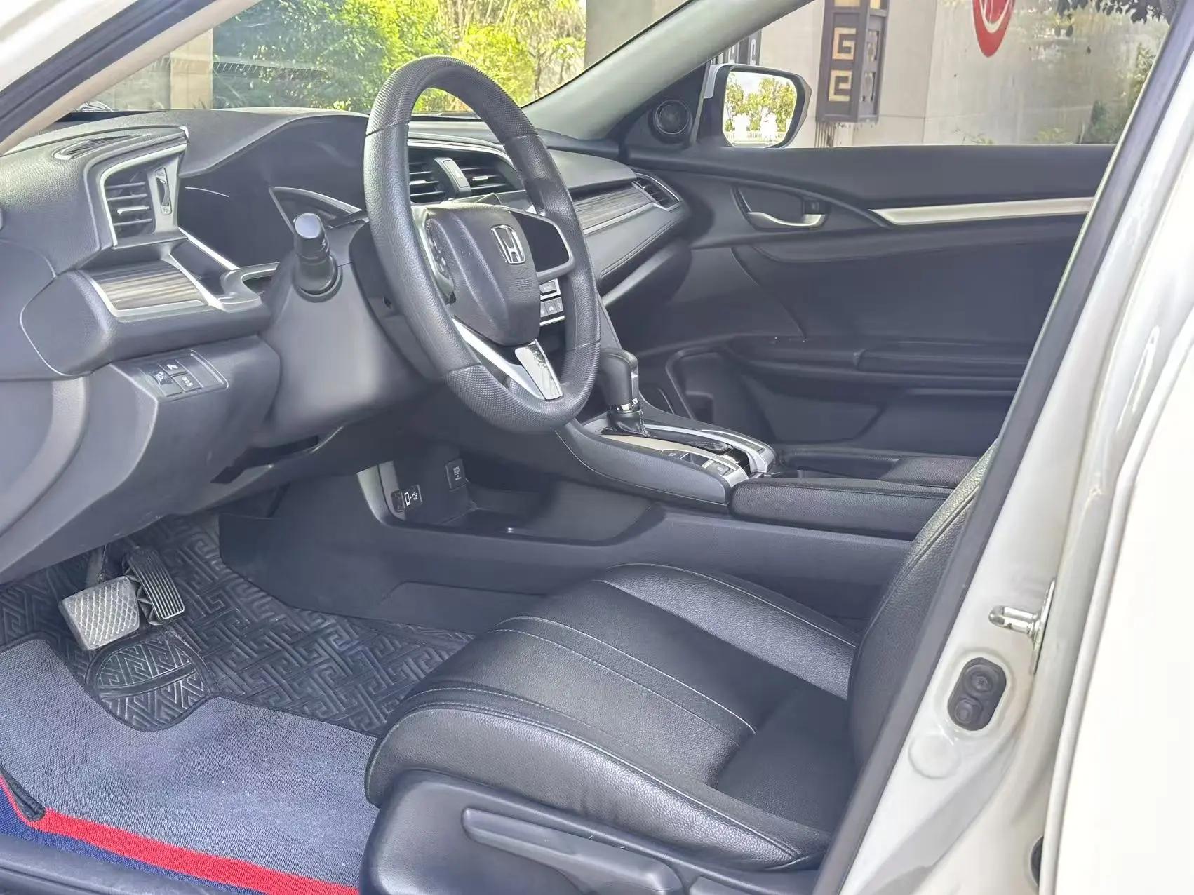 Civic 2019 220TURBO CVT Dynamic Edition National V 4