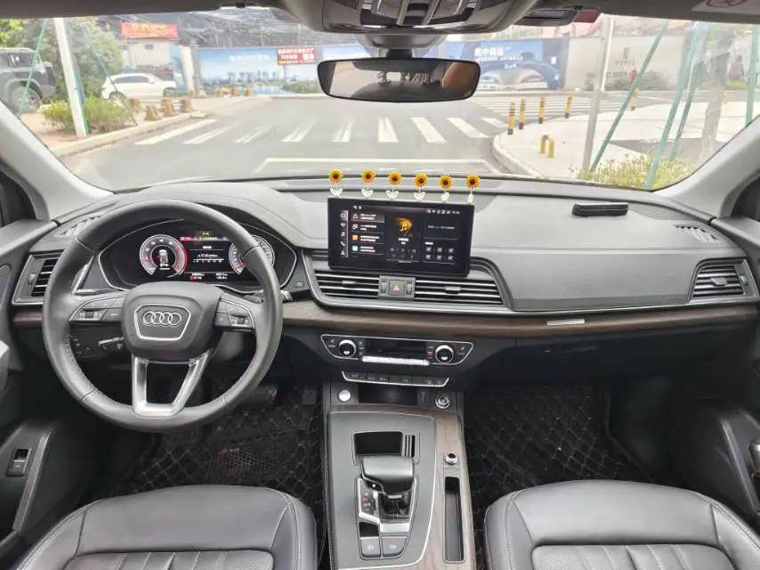 Audi 2023 Q5L 2.0TFSI 40TFSI Deluxe Elegant Automatic 6