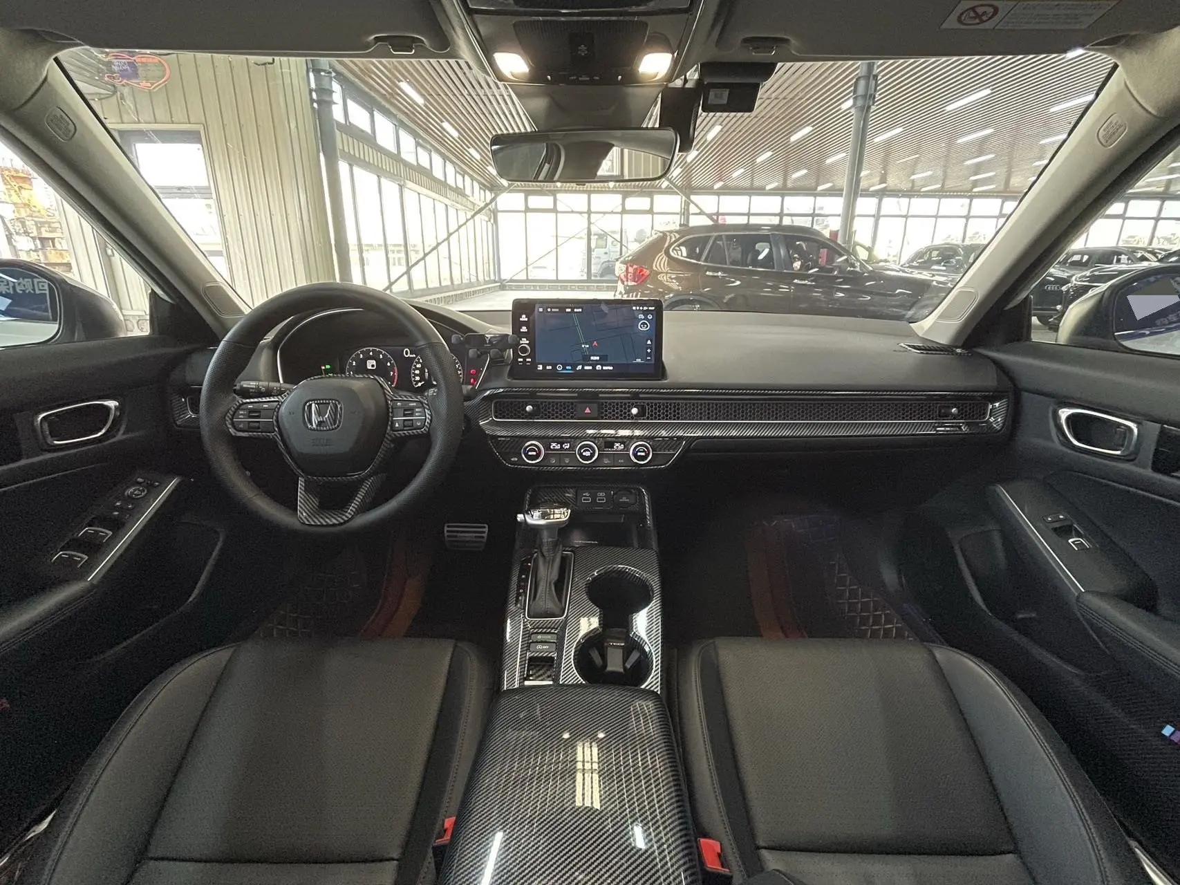 Honda 2023 Civic 1.5T CVT 240TURBO Luxury Edition Automatic 3
