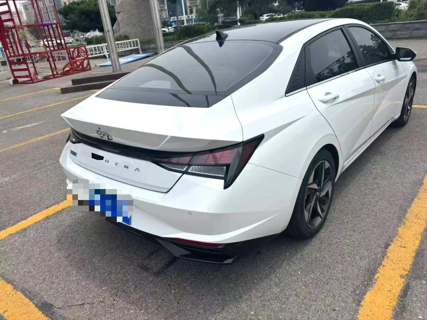 Elantra 2023 1.5L CVT GLS Leading Edition 3