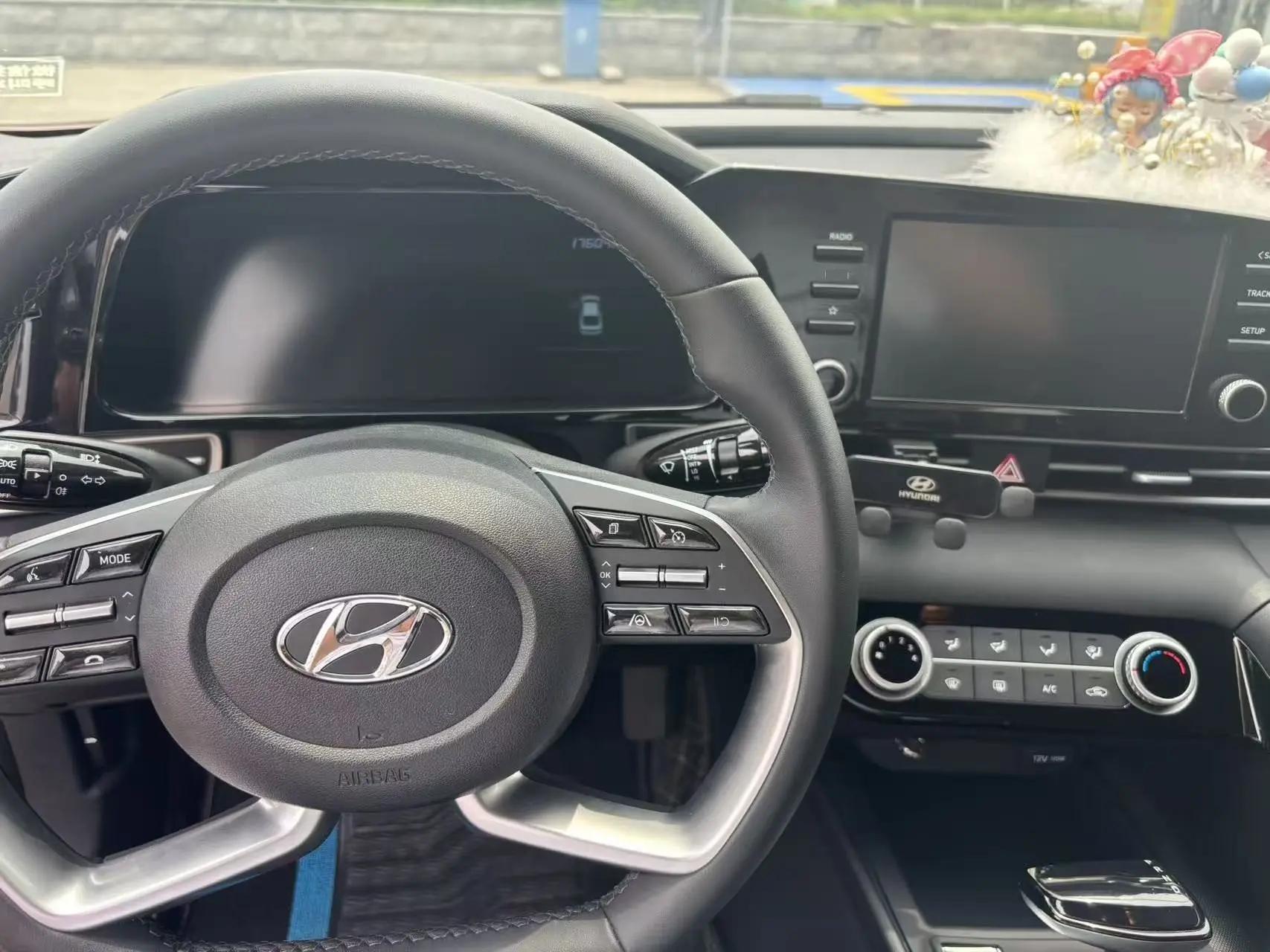 Elantra 2023 1.5L CVT GLS Leading Edition 5