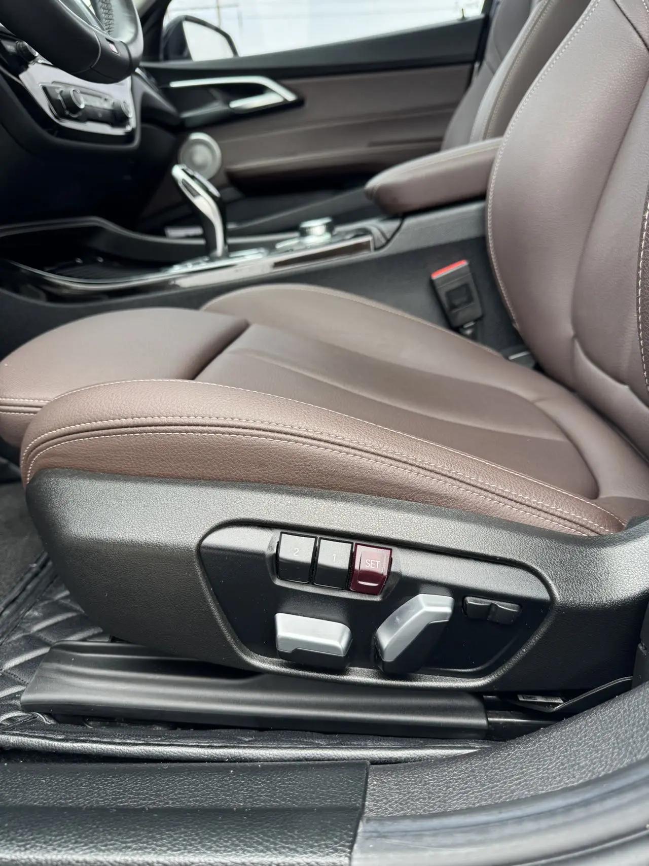 BMW 1 Series 2022 120i M Sports Obsidian Night Edition 13