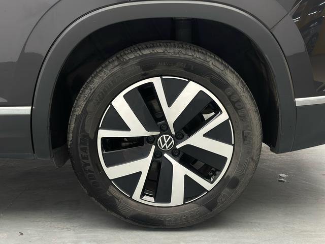 Volkswagen 2024 Tharu 1.5TSI 300TSI Front-Wheel Drive Luxury Plus Advanced Edition Automatic 8