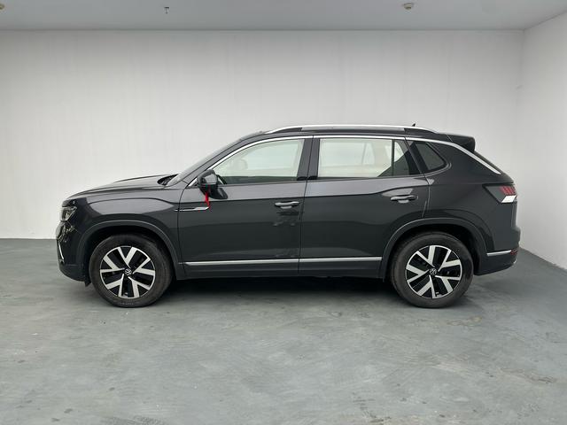 Volkswagen 2024 Tharu 1.5TSI 300TSI Front-Wheel Drive Luxury Plus Advanced Edition Automatic 5