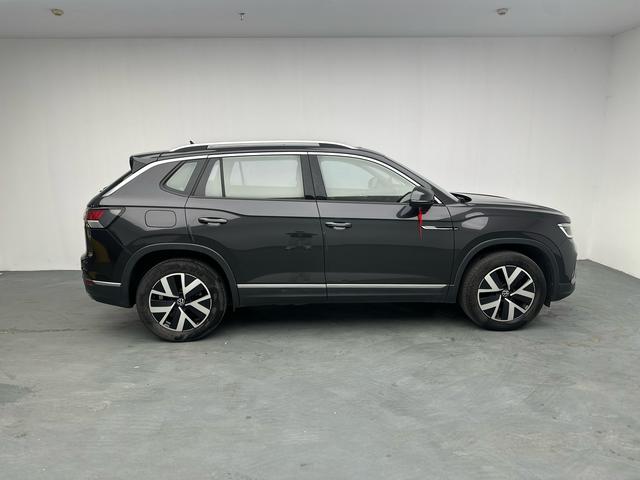 Volkswagen 2024 Tharu 1.5TSI 300TSI Front-Wheel Drive Luxury Plus Advanced Edition Automatic 9