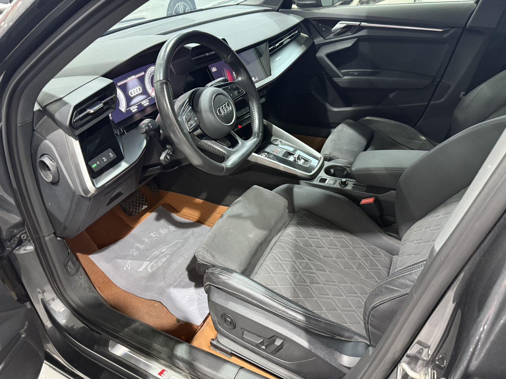 Audi A3 2021 Sportback 35 TFSI Deluxe Elegant 7