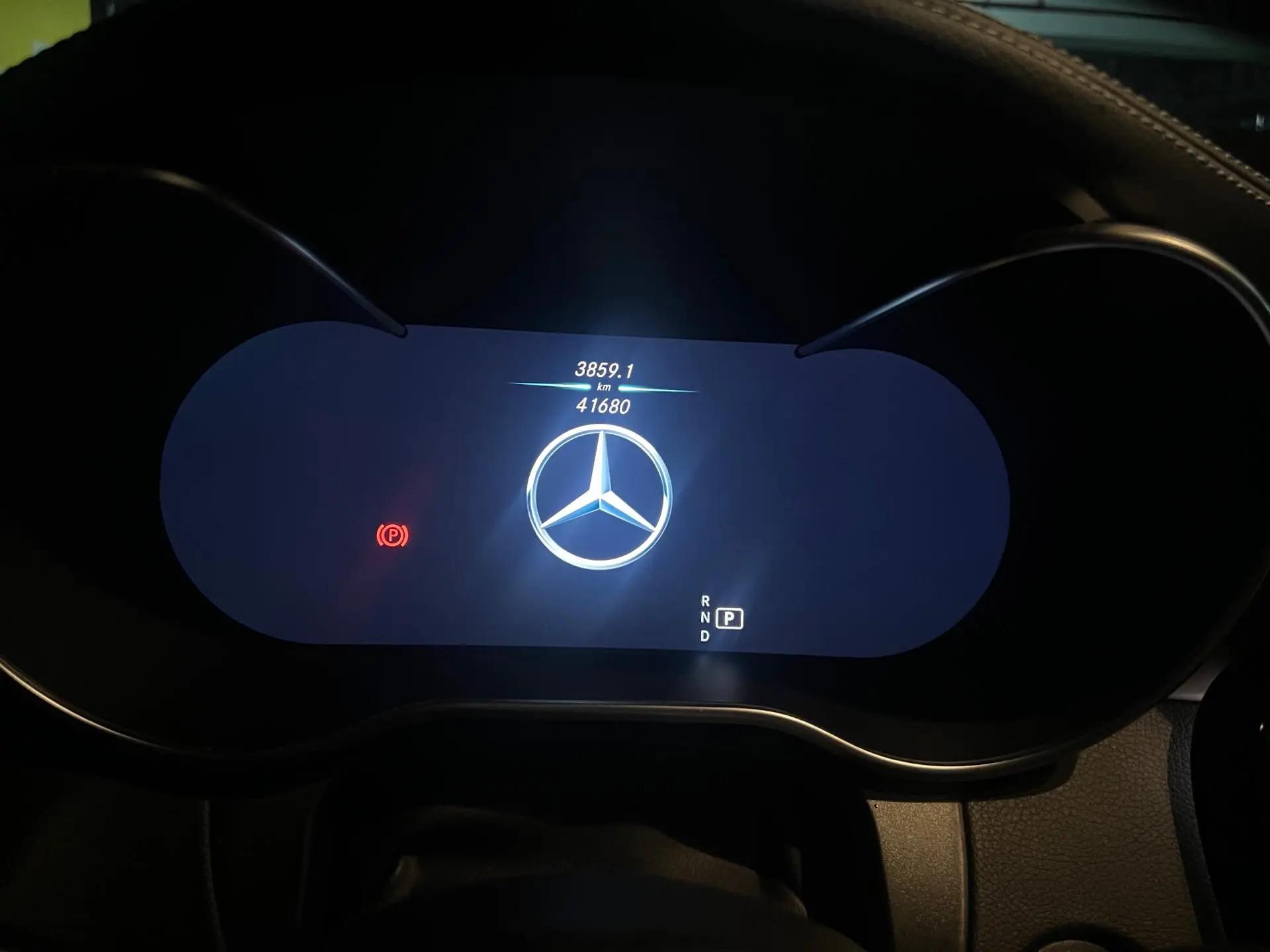 Mercedes Benz GLC 2022 model changed to GLC 260 L 4MATIC luxury model 9