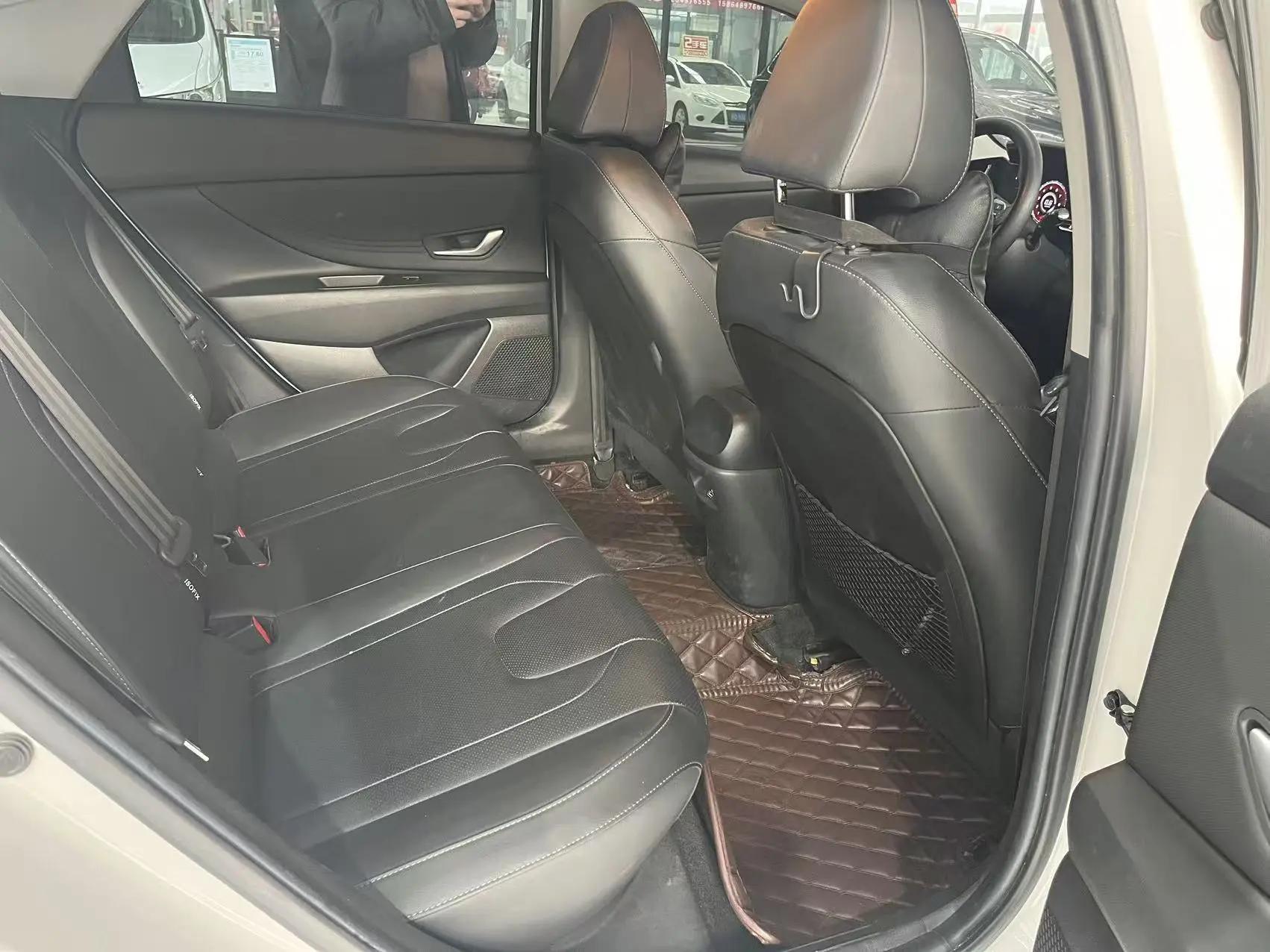 Elantra 2021 1.5L CVT LUX Prestige Edition 5