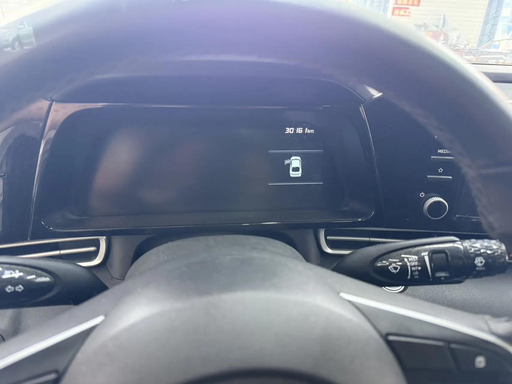 Elantra 2021 1.5L CVT GLX Elite Edition 9