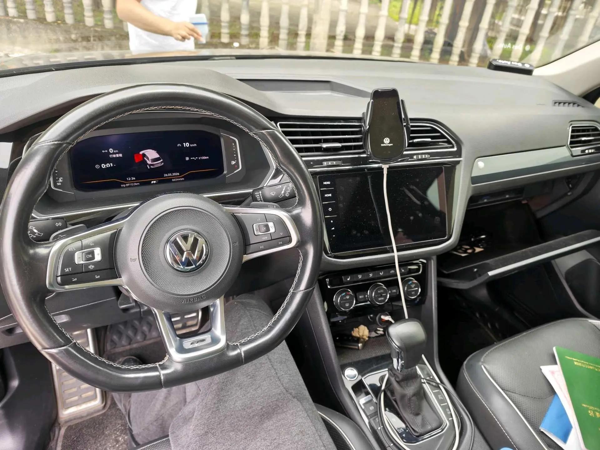 Tiguan L 2019 model changed to 330TSI automatic two-wheel drive R-Line flagship national v 3
