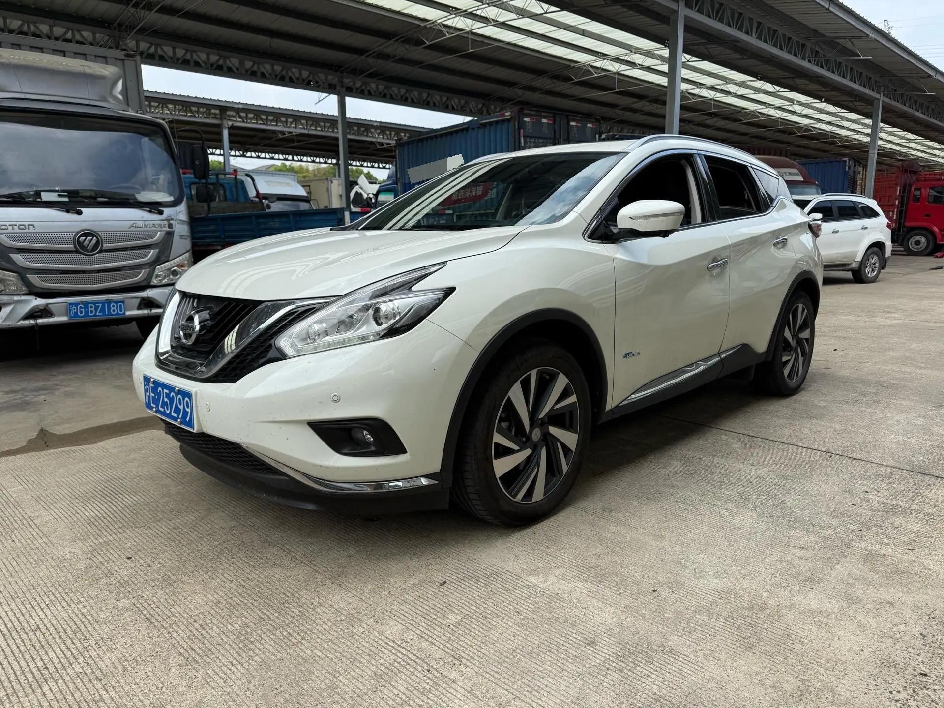 Loulan 2021 2.5 S/C HEV XL 4-wheel hybrid Zhilian Premium Edition