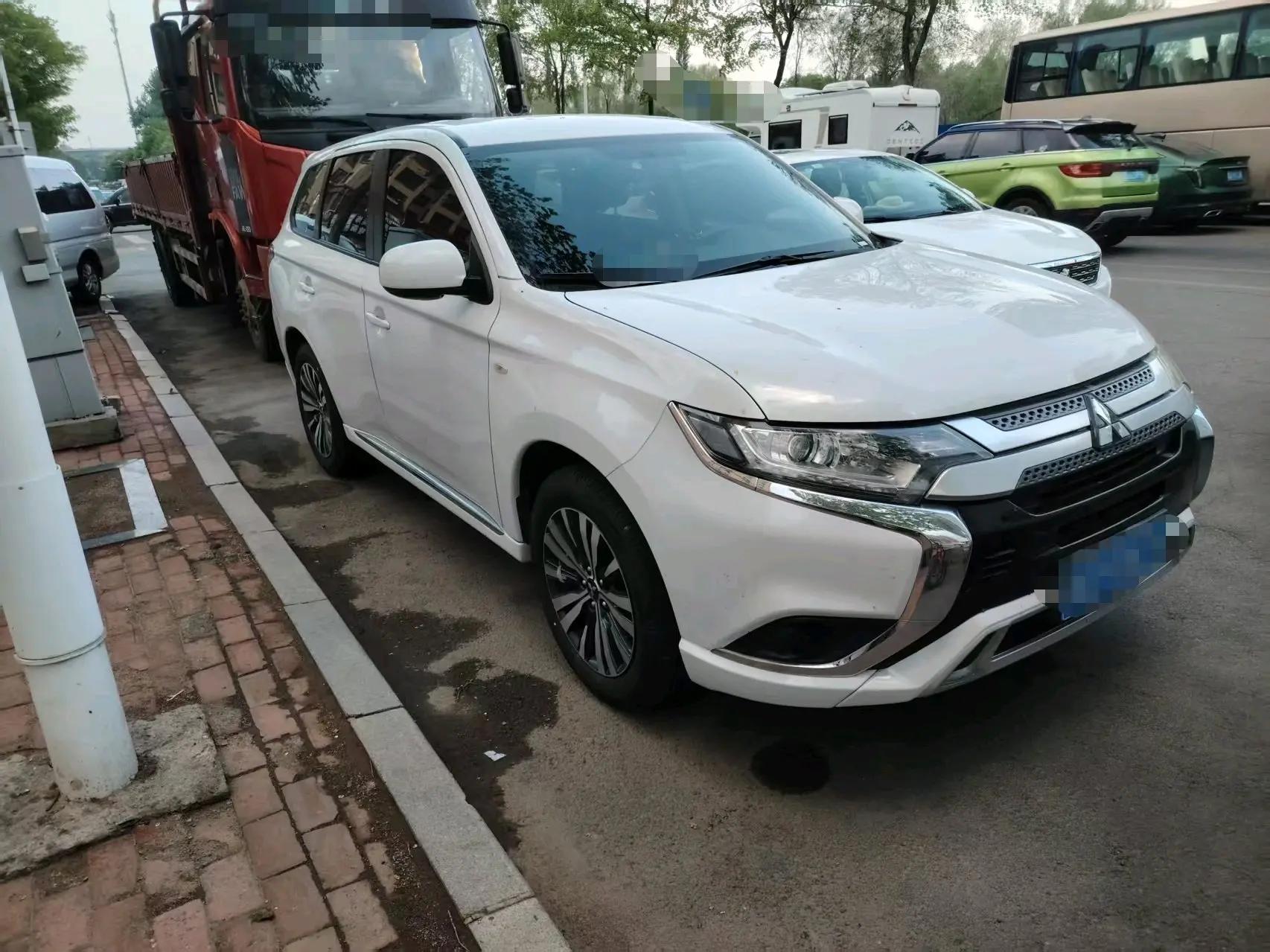 Outlander 2021 2.0L Two-Drive Smooth Edition 5 2