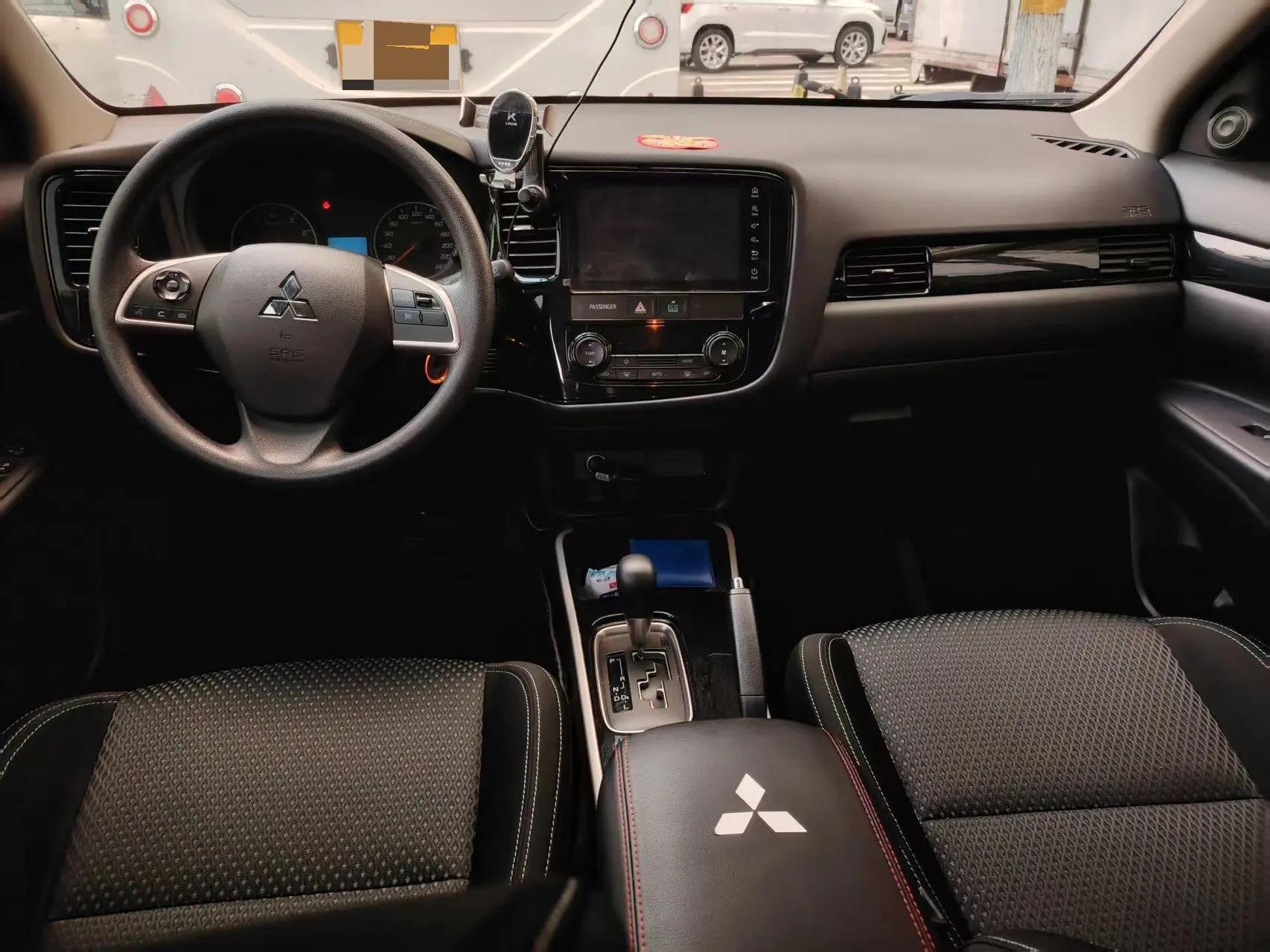 Outlander 2021 2.0L Two-Drive Smooth Edition 5 8