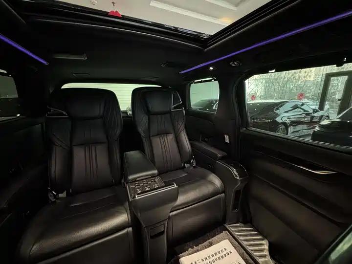 Lexus LM 2020 300h Four-seat Imperial Edition 18