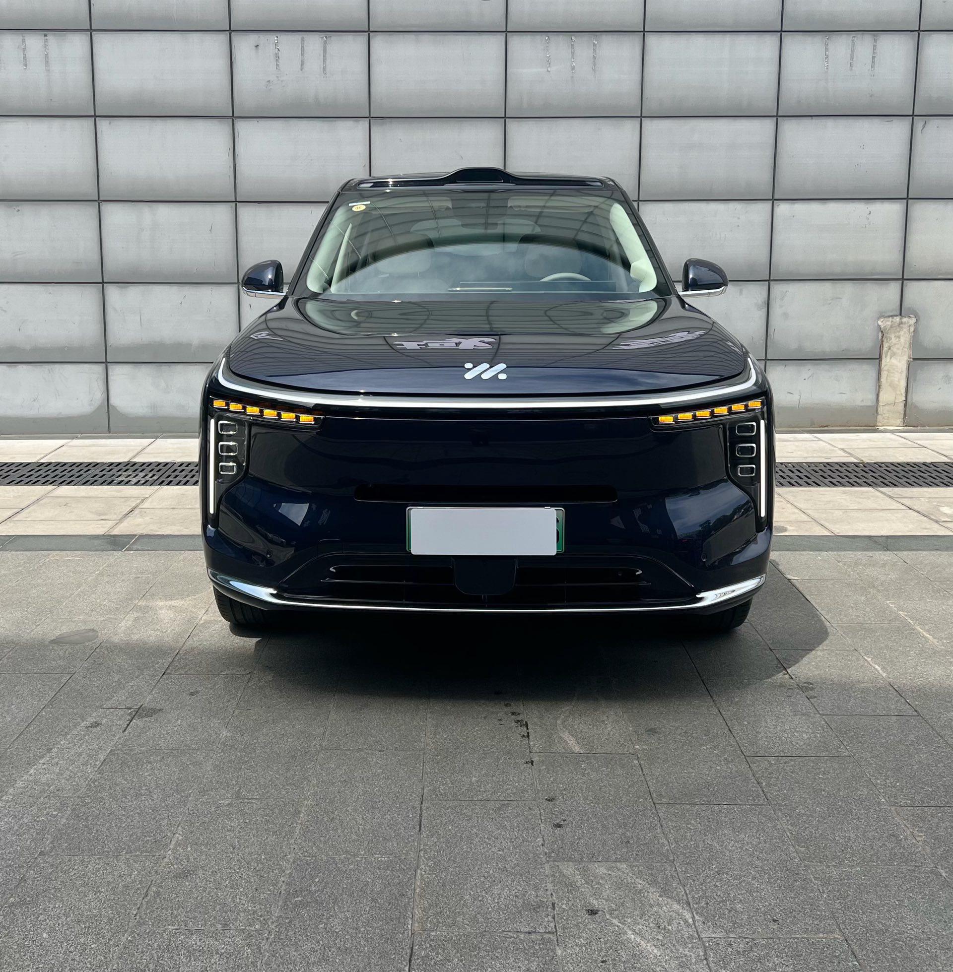 IM 2026 IM LS9 52 Ultra Automatic 3