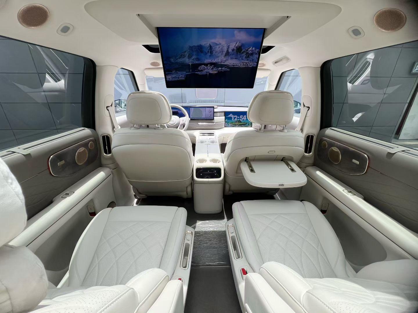 IM 2026 IM LS9 52 Ultra Automatic 6